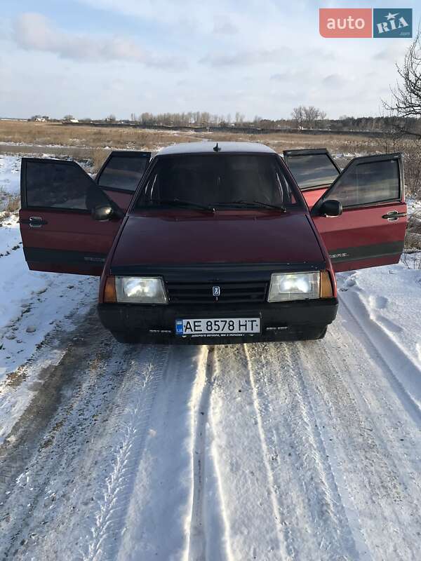 Хэтчбек ВАЗ / Lada 2109 1992 в Новомосковске