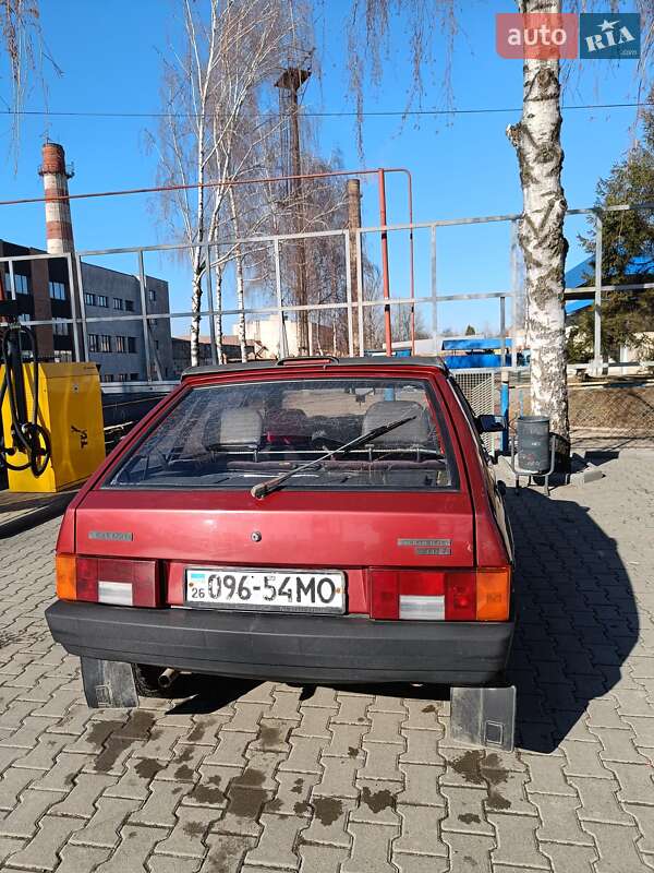 Хетчбек ВАЗ / Lada 2109 1997 в Чернівцях
