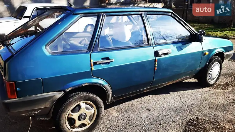 ВАЗ / Lada 2109
