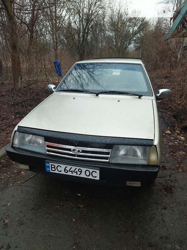 Хэтчбек ВАЗ / Lada 2109 1999 в Черкассах