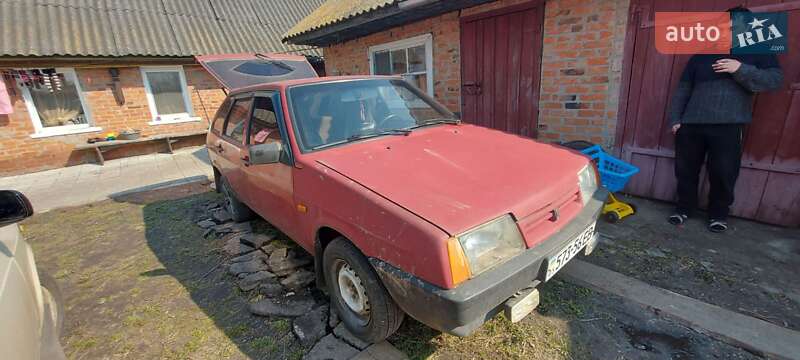 Седан ВАЗ / Lada 2109 1993 в Ромнах