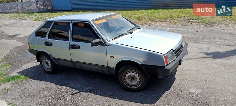Хэтчбек ВАЗ / Lada 2109 1998 в Запорожье
