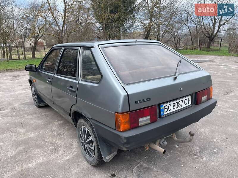 Хэтчбек ВАЗ / Lada 2109 1991 в Шумске