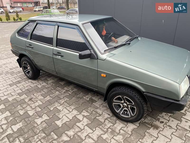 Хетчбек ВАЗ / Lada 2109 2009 в Шептицькому