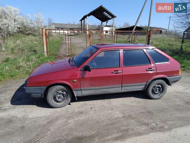Хетчбек ВАЗ / Lada 2109 1998 в Львові фото 30 Хетчбек ВАЗ / Lada 2109 1998 в Львові