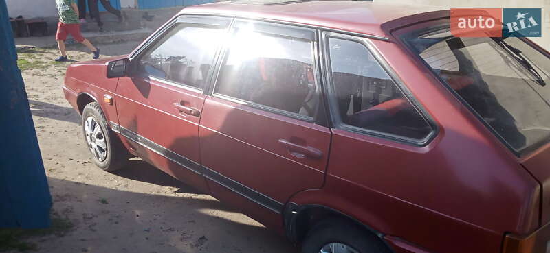 Хетчбек ВАЗ / Lada 2109 1993 в Острозі