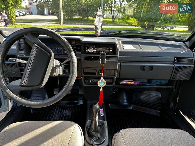 Хэтчбек ВАЗ / Lada 2109 2005 в Харькове
