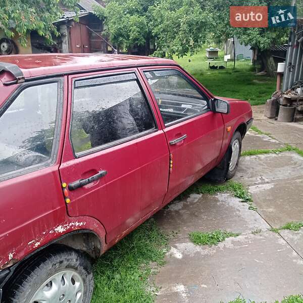 Хэтчбек ВАЗ / Lada 2109 1995 в Буске