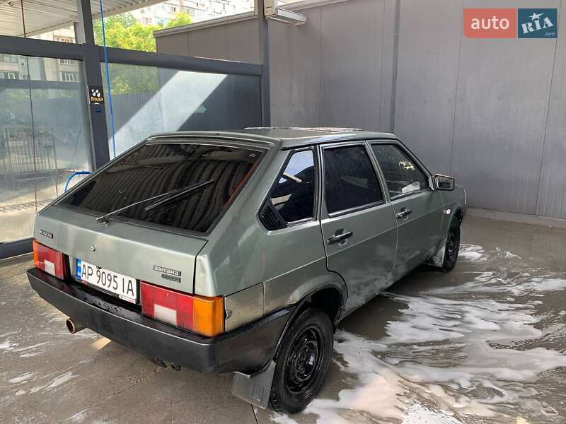 Хэтчбек ВАЗ / Lada 2109 1991 в Запорожье фото 4 Хэтчбек ВАЗ / Lada 2109 1991 в Запорожье