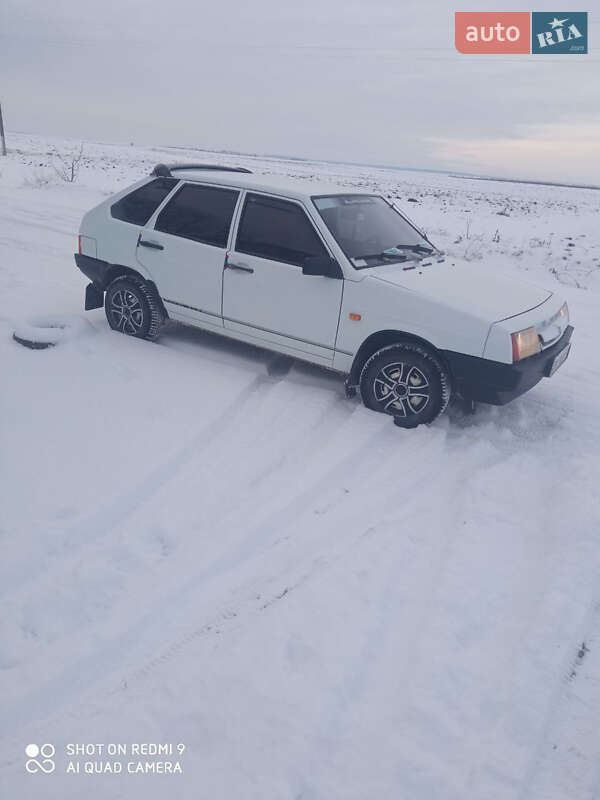 Хэтчбек ВАЗ / Lada 2109 1988 в Борщеве фото 8 Хэтчбек ВАЗ / Lada 2109 1988 в Борщеве