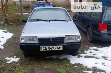 Хэтчбек ВАЗ / Lada 2109 2004 в Черновцах