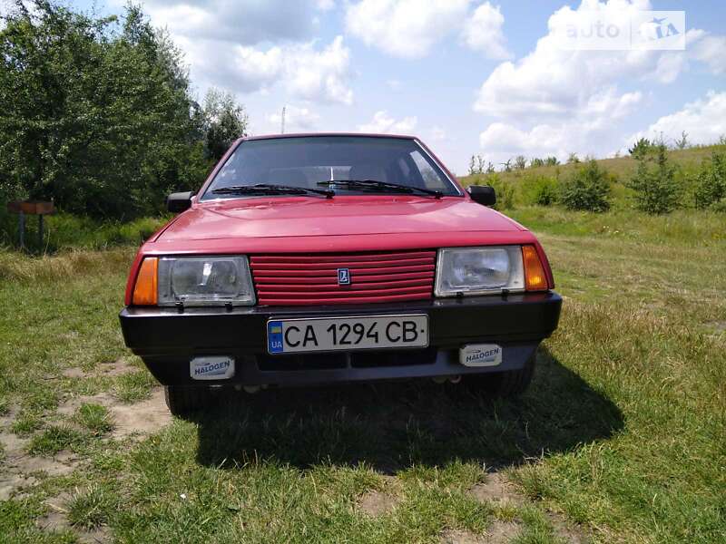 Хэтчбек ВАЗ / Lada 2109 1989 в Ватутино