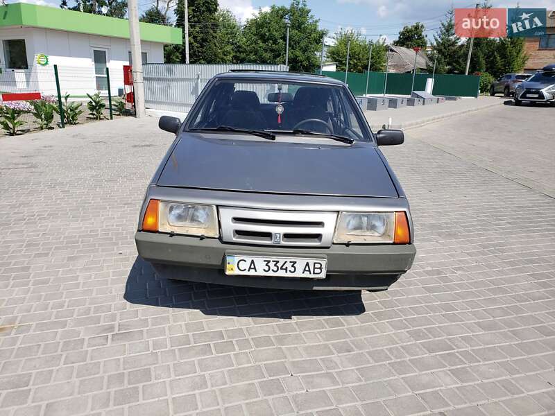 Хэтчбек ВАЗ / Lada 2109 1991 в Звенигородке