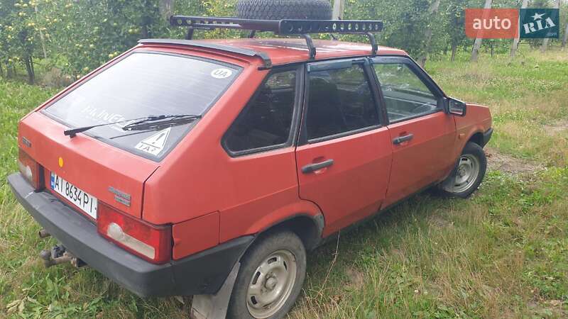 Хэтчбек ВАЗ / Lada 2109 1992 в Оратове