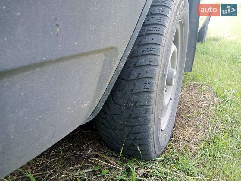 Хэтчбек ВАЗ / Lada 2109 2004 в Киеве