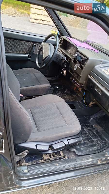 Хетчбек ВАЗ / Lada 2109 1992 в Великому Березному