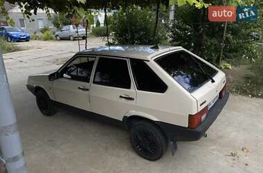 Хэтчбек ВАЗ 2109 1992 в 