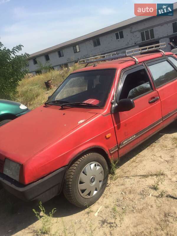 Хетчбек ВАЗ / Lada 2109 1993 в Києві
