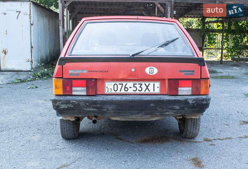Хэтчбек ВАЗ / Lada 2109 1990 в Каменец-Подольском