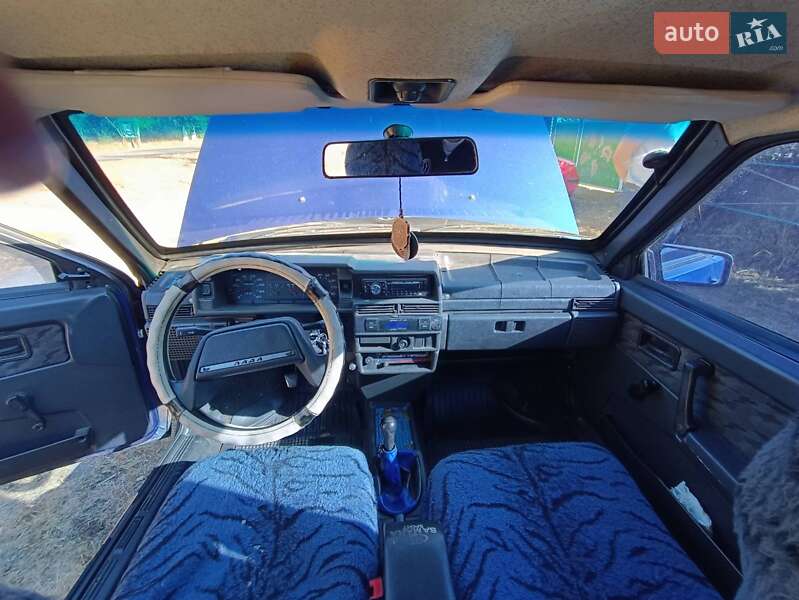 Хэтчбек ВАЗ / Lada 2109 2002 в Каневе