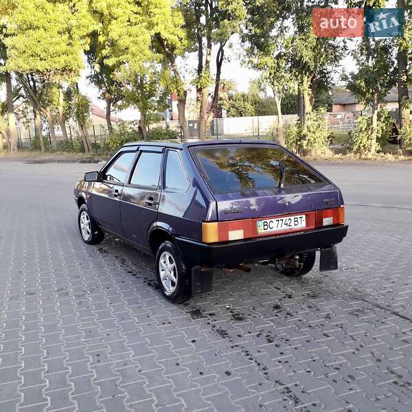 Хетчбек ВАЗ / Lada 2109 2002 в Львові фото 4 Хетчбек ВАЗ / Lada 2109 2002 в Львові