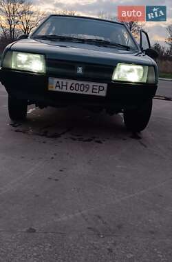 Хэтчбек ВАЗ 2109 1993 в 