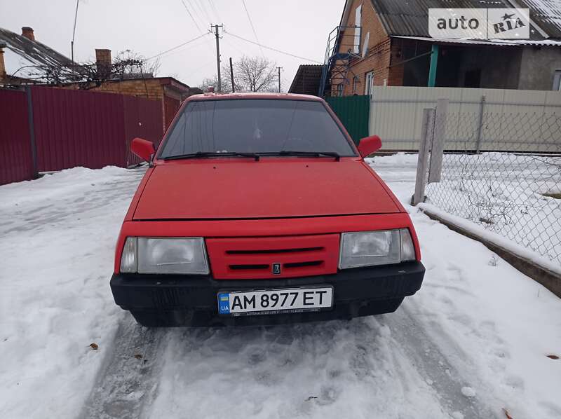 Хэтчбек ВАЗ / Lada 2109 1992 в Бердичеве