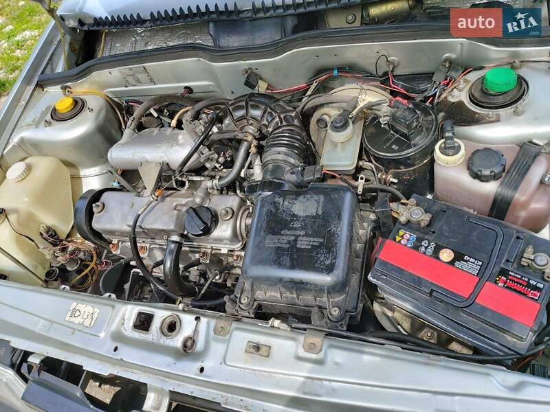 Хэтчбек ВАЗ / Lada 2109 2003 в Каменском фото 13 Хэтчбек ВАЗ / Lada 2109 2003 в Каменском