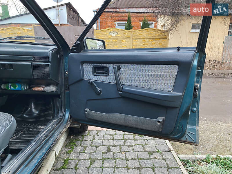 Хетчбек ВАЗ / Lada 2109 2000 в Харкові