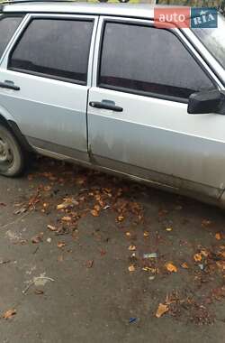 Хэтчбек ВАЗ 2109 2004 в 