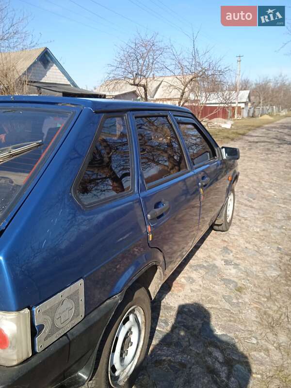 Хэтчбек ВАЗ / Lada 2109 2006 в Черкассах