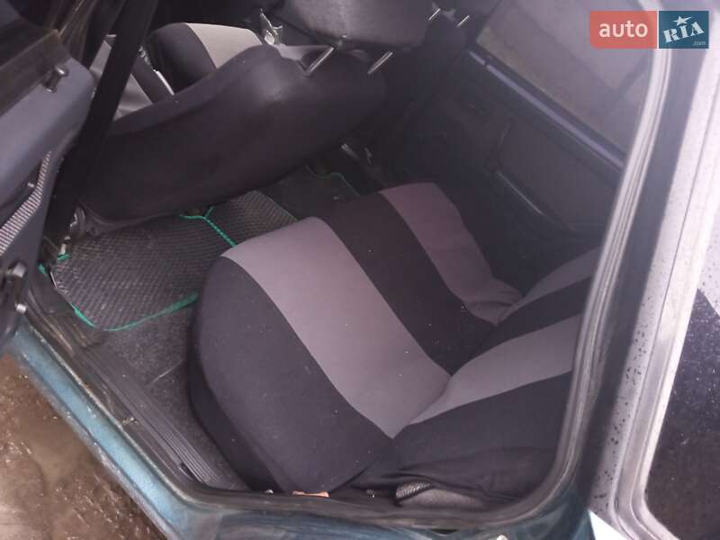 Хэтчбек ВАЗ / Lada 2109 2002 в Галиче