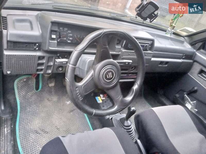 Хэтчбек ВАЗ / Lada 2109 2002 в Галиче