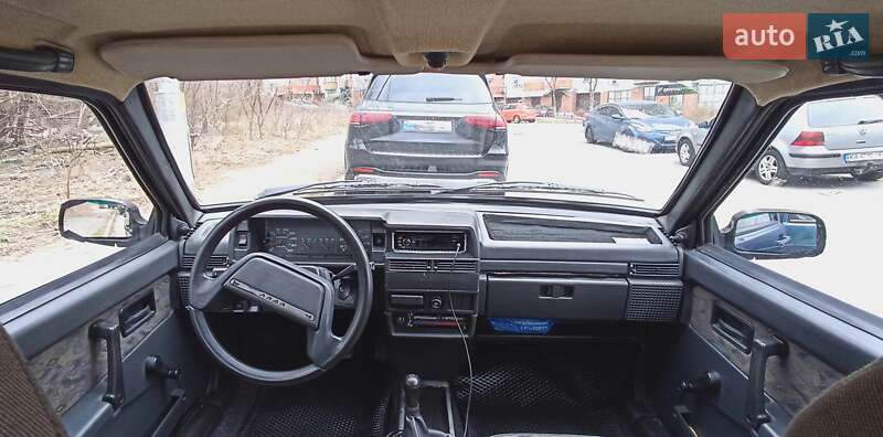 Хэтчбек ВАЗ / Lada 2109 2004 в Киеве