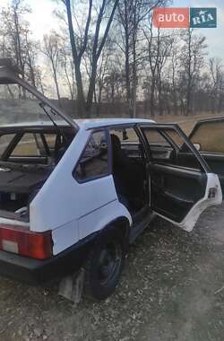 Хэтчбек ВАЗ 2109 1992 в 