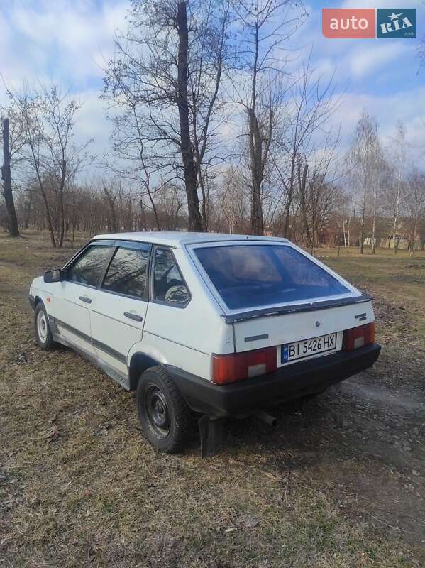 Хэтчбек ВАЗ / Lada 2109 1992 в Лубнах фото 8 Хэтчбек ВАЗ / Lada 2109 1992 в Лубнах
