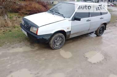 Хетчбек ВАЗ / Lada 2109 2001 в Богородчанах