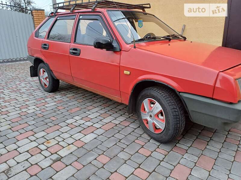Хетчбек ВАЗ / Lada 2109 1990 в Житомирі
