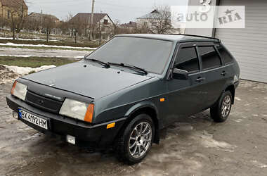 Хетчбек ВАЗ / Lada 2109 2004 в Теофіполі