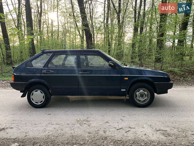 Хетчбек ВАЗ / Lada 2109 1991 в Львові