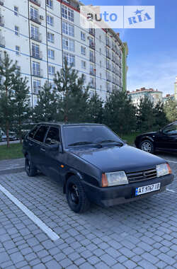 Хэтчбек ВАЗ / Lada 2109 2003 в Ивано-Франковске