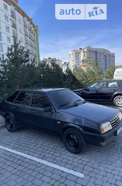 Хэтчбек ВАЗ / Lada 2109 2003 в Ивано-Франковске