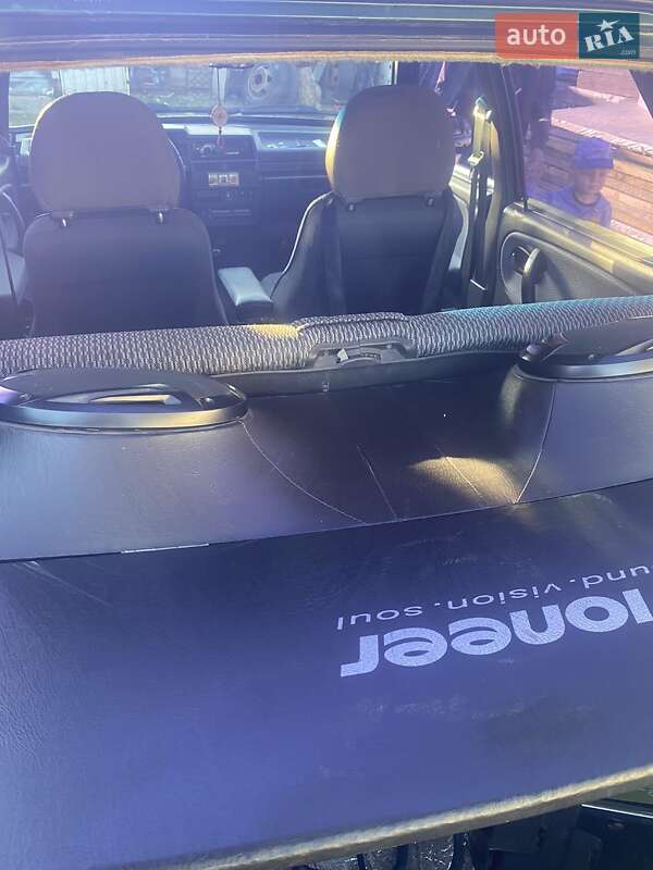 Хэтчбек ВАЗ / Lada 2109 2004 в Киеве фото 8 Хэтчбек ВАЗ / Lada 2109 2004 в Киеве