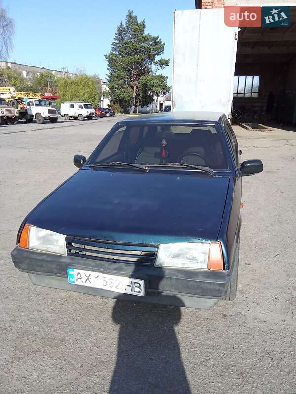 Хэтчбек ВАЗ / Lada 2109 1996 в Змиеве