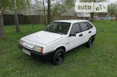 Хэтчбек ВАЗ / Lada 2109 1992 в Романове
