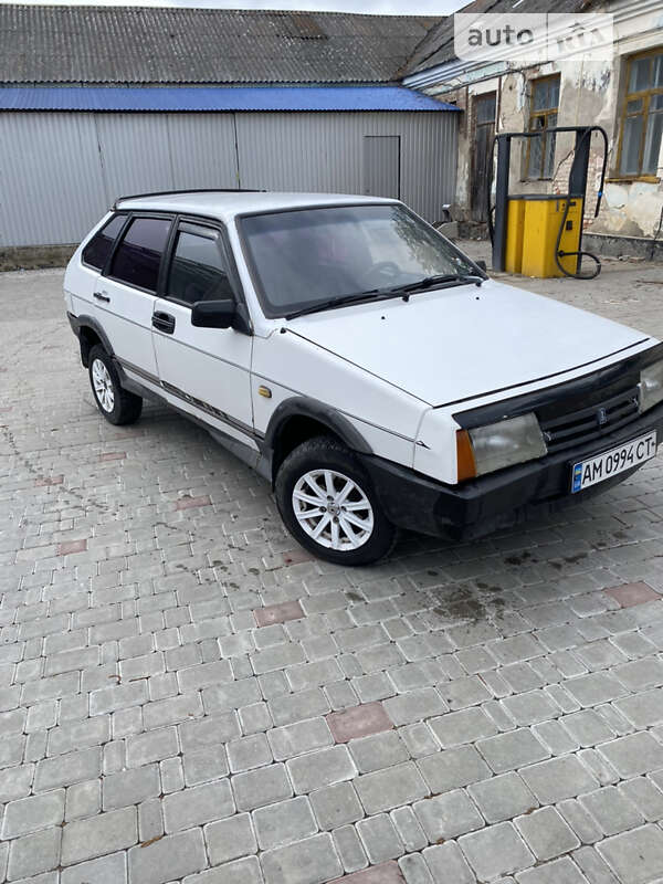 Хэтчбек ВАЗ / Lada 2109 1992 в Изяславе
