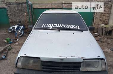 Хэтчбек ВАЗ / Lada 2109 1998 в Сарате