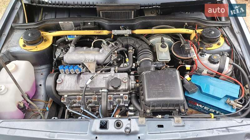 Хэтчбек ВАЗ / Lada 2109 2006 в Олевске