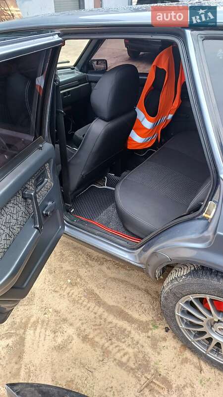 Хэтчбек ВАЗ / Lada 2109 2006 в Олевске