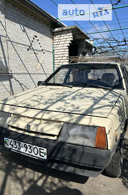 Хэтчбек ВАЗ 2109 1988 в 